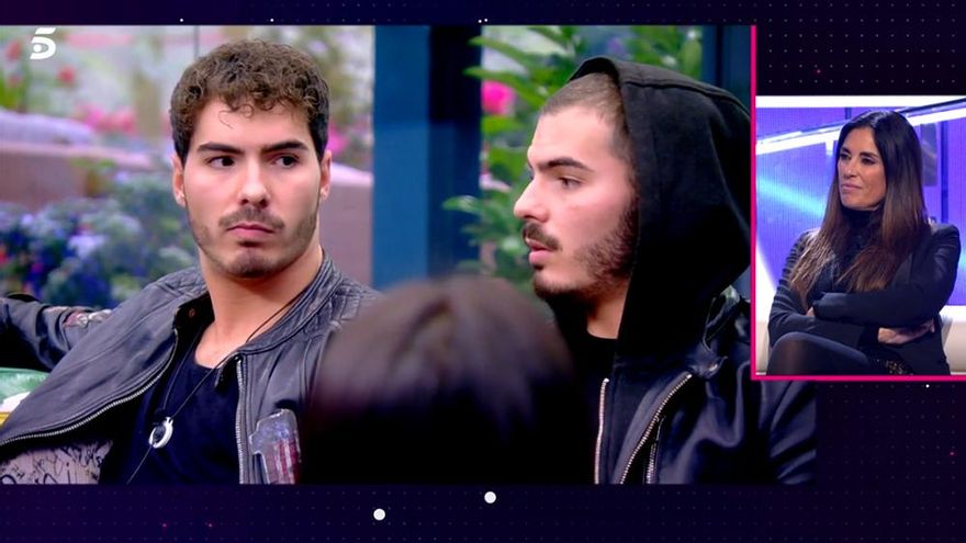 La bronca de Adara y Gemeliers: "Ya no se acuerdan de vosotros ni en casa"