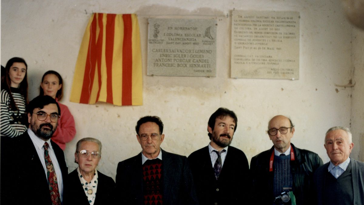 A Sant Pau d'Albocàsser (1993) Sofia amb Guillem Badenes, VIcent Pitarch, Ferran Sanchis Cardona i Enric Monferrer, marit d'ella (1).