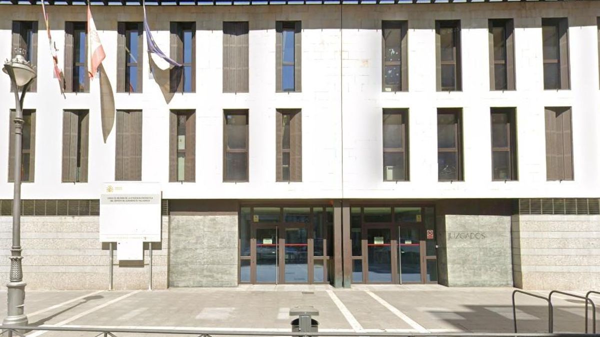 Abellán denuncia a dos directores generales de la Junta de Castilla y León por permitir la actividad de 46 emisoras de radio "ilegales"