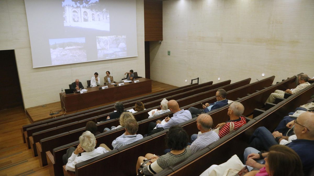 Conferencia Nuevas evidencias arqueológicas sobre la “Plaza de Armas” en Medina Azahara