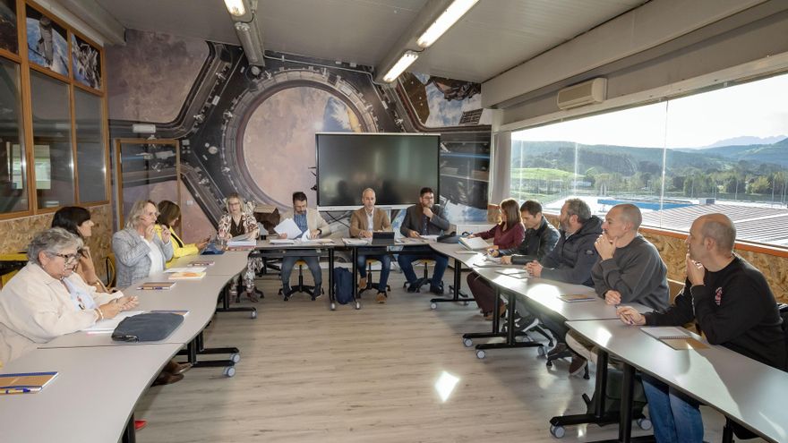 Reunión de la Consejería y los Comités Permanentes de Directores de Secundaria, Primaria y Educación Concertada