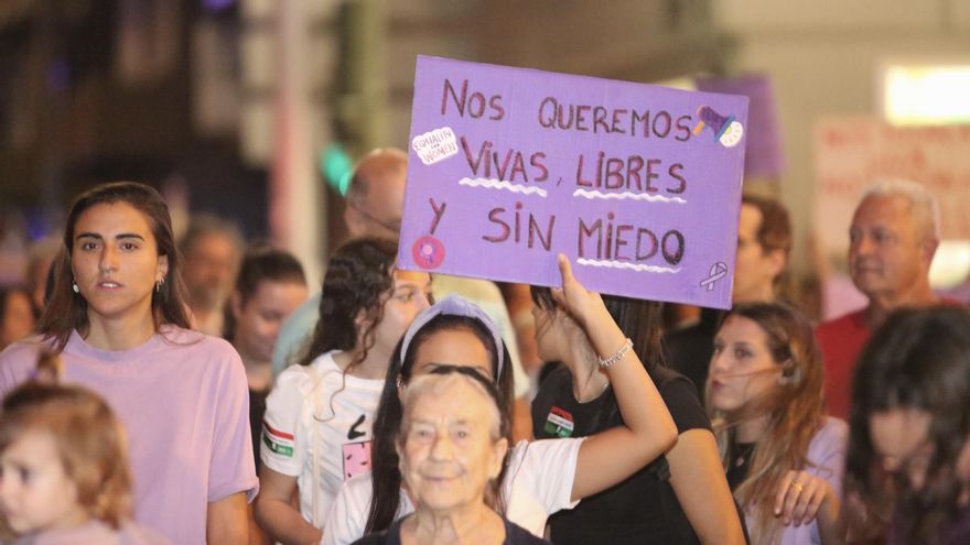 Canarias registró el pasado año más de 15.000 llamadas al 112 por casos de violencia de género