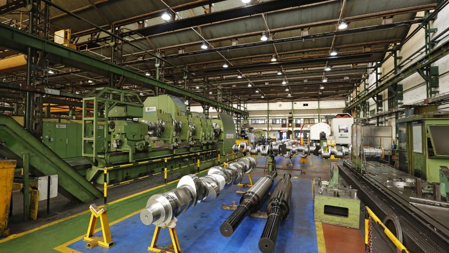 Sidenor parará seis meses el tren de laminación de Reinosa por el coste energético