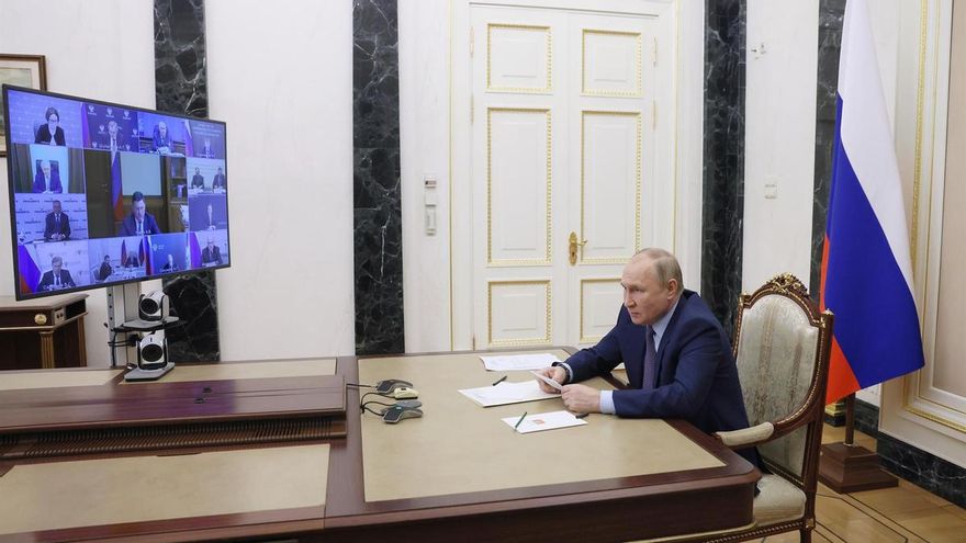 El presidente de Rusia, Vladímir Putin, durante una reunión, a 17 de mayo de 2022