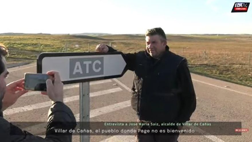 Piden que la Fiscalía “actúe" contra el alcalde de Villar de Cañas por sus "exabruptos" contra Irene Montero y Page