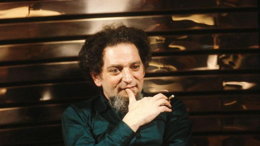 'Me acuerdo', la obra de Georges Perec que demuestra que 480 recuerdos bien elegidos valen más que una montaña de memorias virtuales