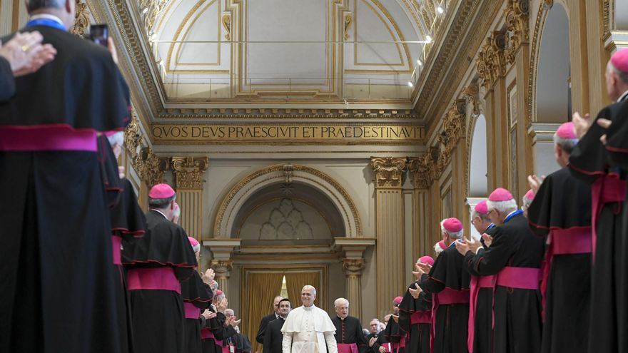 El papa alerta de que la dignidad humana corre el riesgo de ser aniquilada por algoritmos