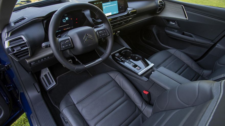 Interior del Citroën C5 X.