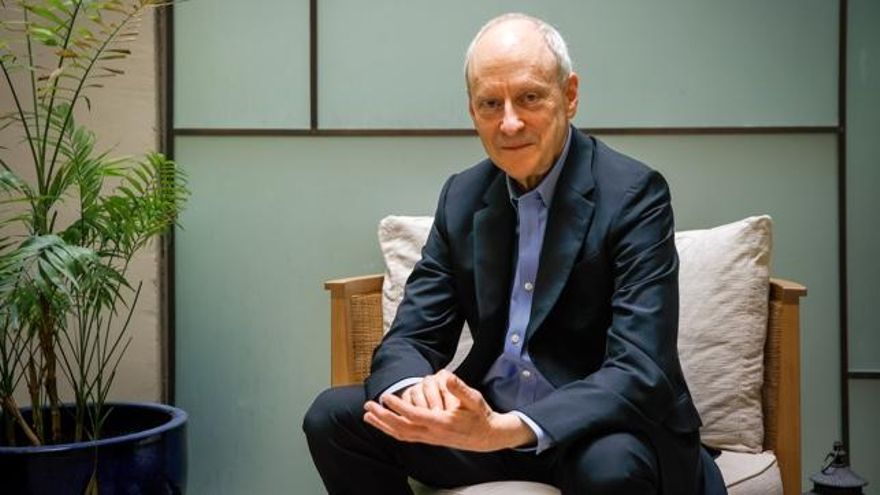 Michael J. Sandel: "Clinton, Blair and Schroeder are primarily responsible for the rise of the far right"