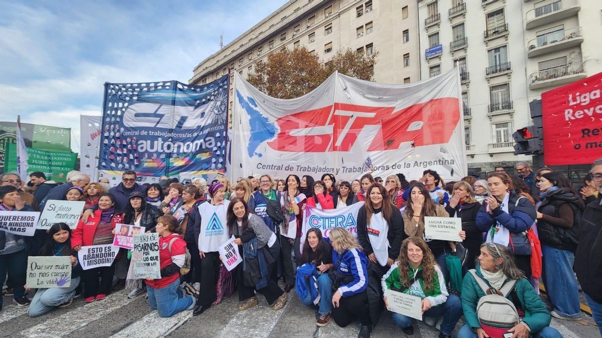 Las dos CTA se movilizan a Plaza de Mayo contra el ajuste de Javier Milei