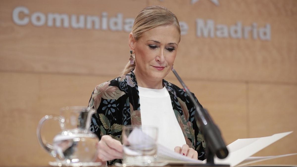 Cifuentes defiende a la directora de la Agencia de Vivienda Social por el piso del Plan Joven cuando era funcionaria