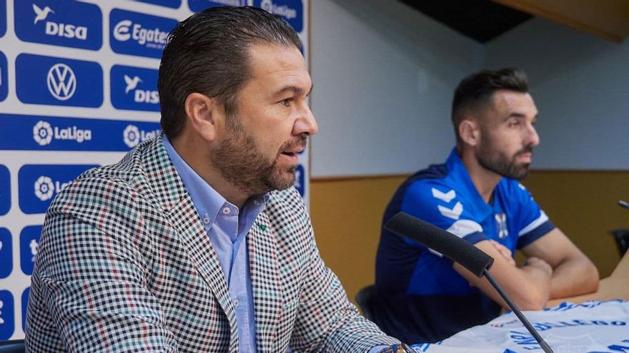 Cordero cree que el Tenerife ha mejorado “de forma notable” su plantilla