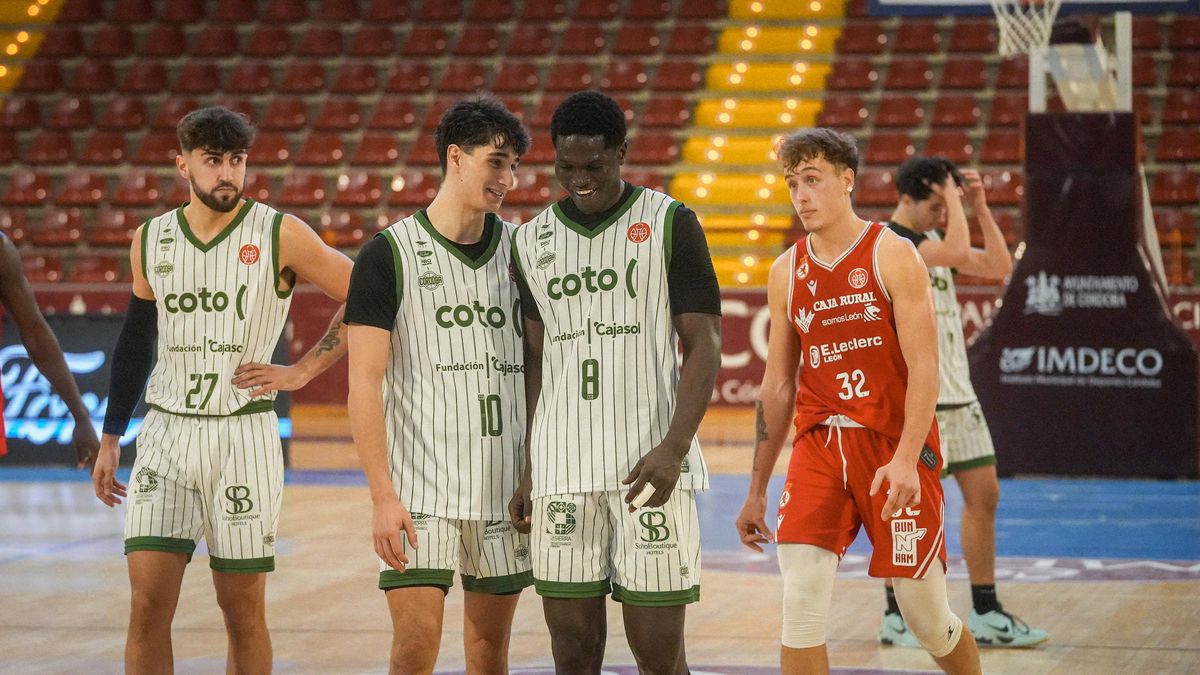Así queda la clasificación en Segunda FEB: el Coto Córdoba CB vuelve a ser líder en solitario