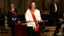Ada Colau revalida la Alcaldía de Barcelona con los votos de PSC y Valls