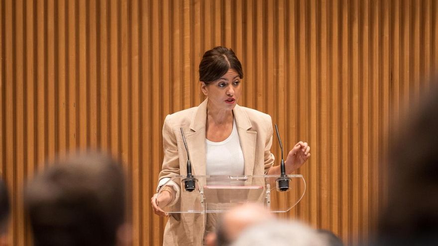 La ministra de Juventud e Infancia, Sira Rego, inaugura la Conferencia Más Allá del Crecimiento, en el Congreso de los Diputados.