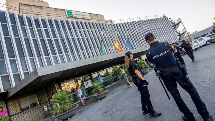 La Fiscalía atribuye al ascensorista el accidente mortal en el hospital de Sevilla en 2017