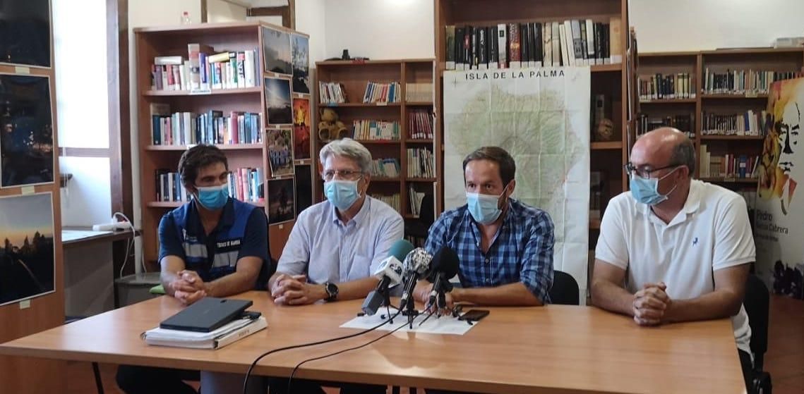 Rueda de prensa en la tarde de este domingo.