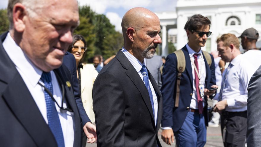 Director de la DEA elogia "disposición sin precedentes" de México para cooperar con EE.UU.