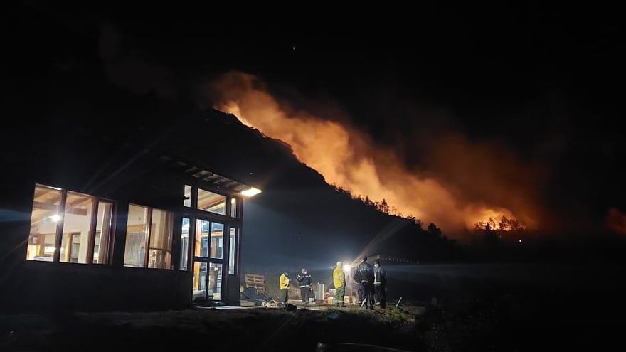 El gobernador de Chubut acusó a grupo mapuche por los incendios en Los Alerces: "Este tipo de atentados no son casuales"