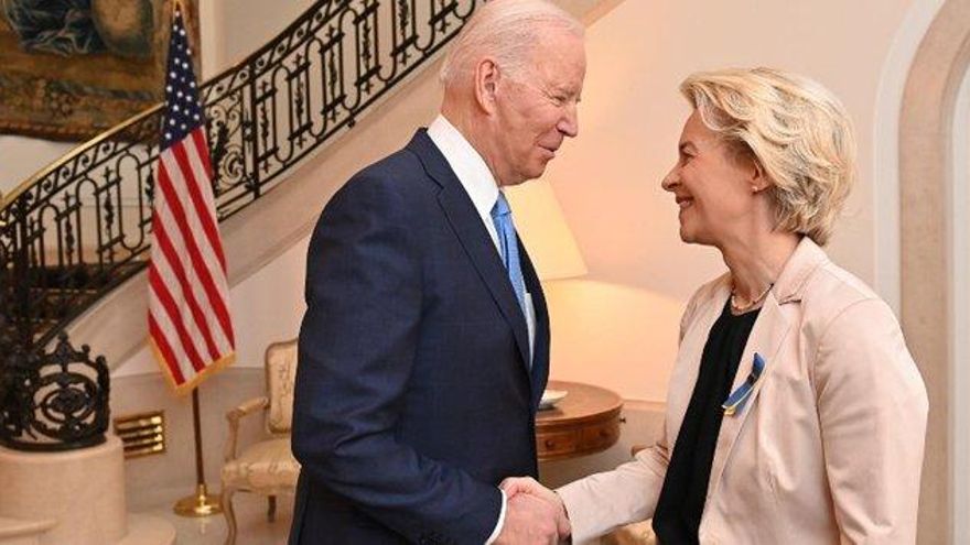 Biden se compromete a aumentar el suministro de gas licuado a Europa para limitar la dependencia rusa