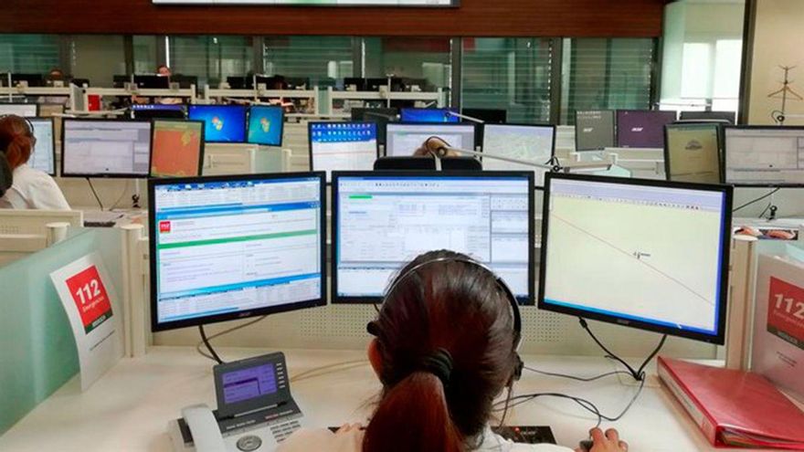 Alertan del futuro de la plantilla del 'contact center' de Emergencias 112 tras venderlo a un fondo de inversión
