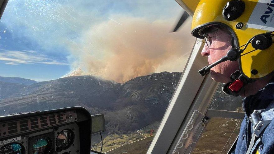 Imagen de uno de los fuegos aún sin extinguir.