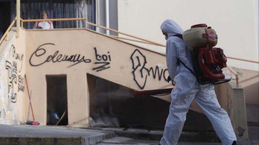 Grecia prohíbe despidos y destinará 2.000 millones a ayudas por el coronavirus