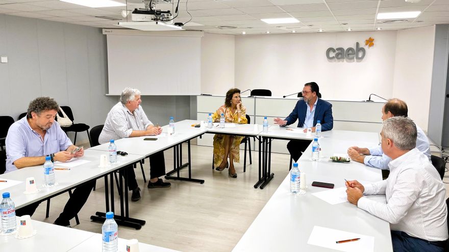 CAEB y el nuevo Conseller de Empresa analizan la situación del sector empresarial en Balears