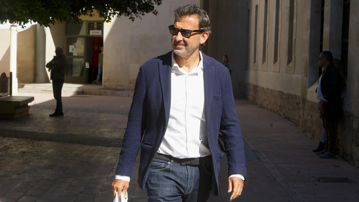 El técnico que otorgó una vivienda pública de Alicante a su pareja: "Lo siento, la he cagado"