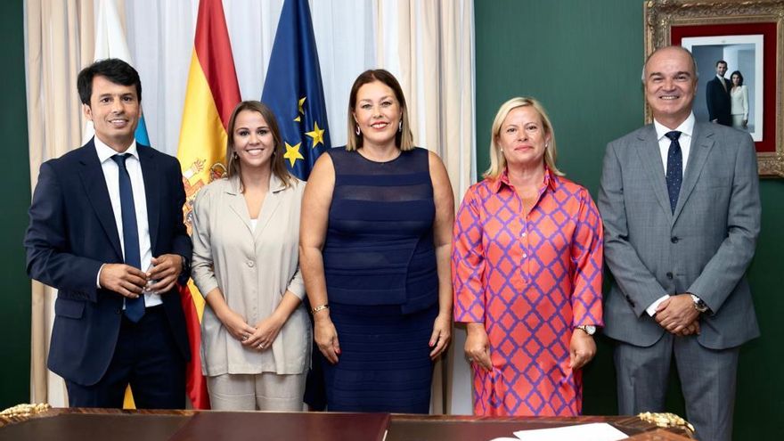 El Parlamento de Canarias incorpora a cuatro nuevos diputados y diputadas