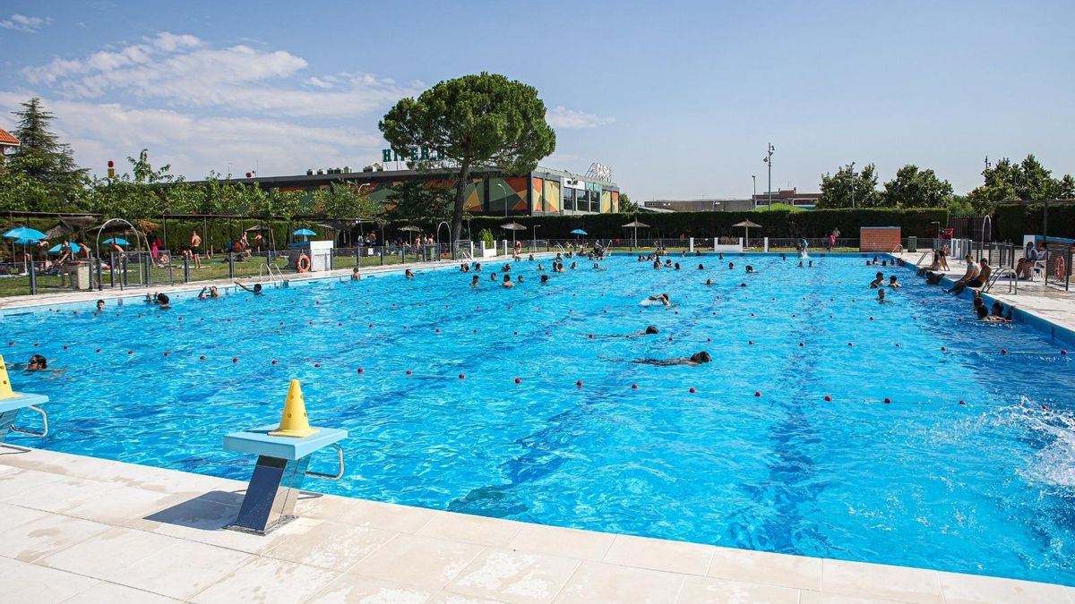 Detingut a Sóller per fotografiar reiteradament una socorrista de la piscina municipal