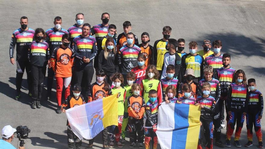 Cuatro medallas para Canarias en el Campeonato de España de BMX