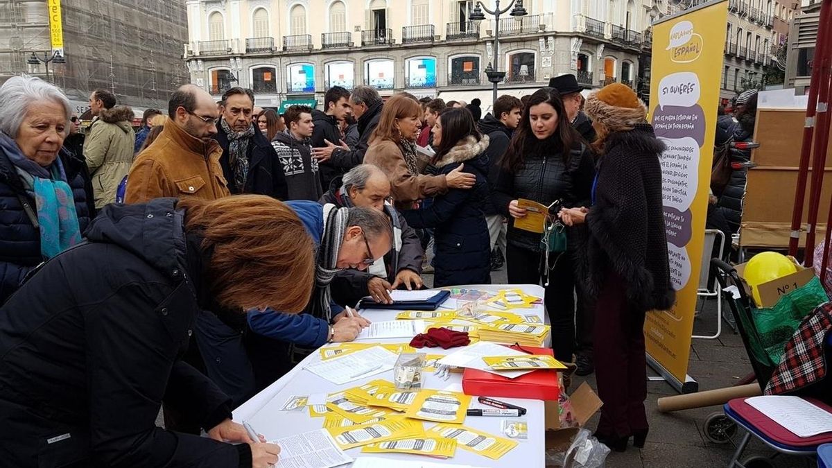 Hablamos Español reúne 30.000 firmas en un día para impulsar una ley que blinde el español en la educación