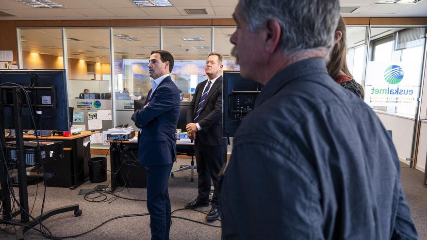 Los ertzainas de la comisaría de Sestao serán los primeros en llevar cámaras en el uniforme a partir de esta semana