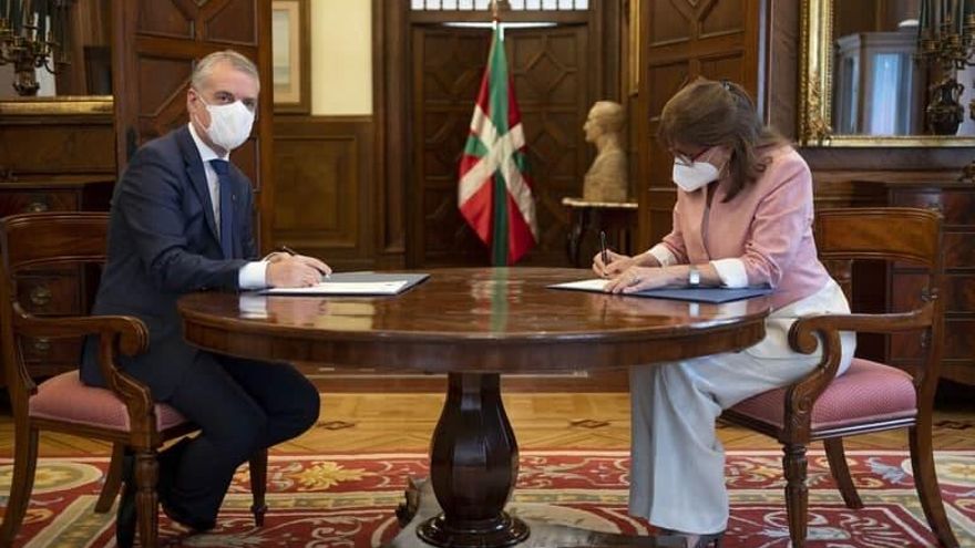 Urkullu, en Ajuria Enea con la secretaria general de la SEGIB, Rebeca Grynspan