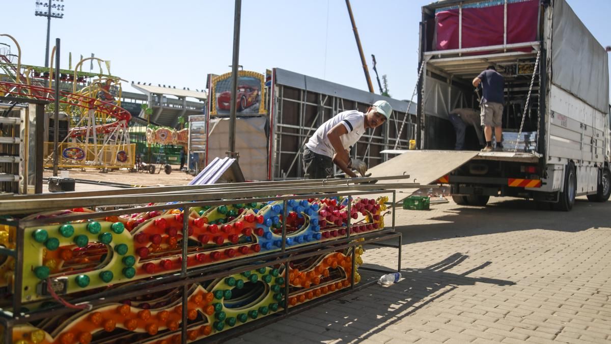 Desmontaje de la Feria