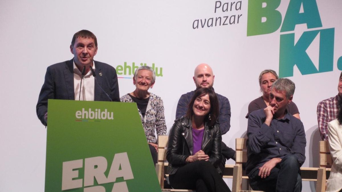Otegi dice que EH Bildu esperará a ver "qué quiere hacer" Pedro Sánchez antes de decidir su voto en la investidura