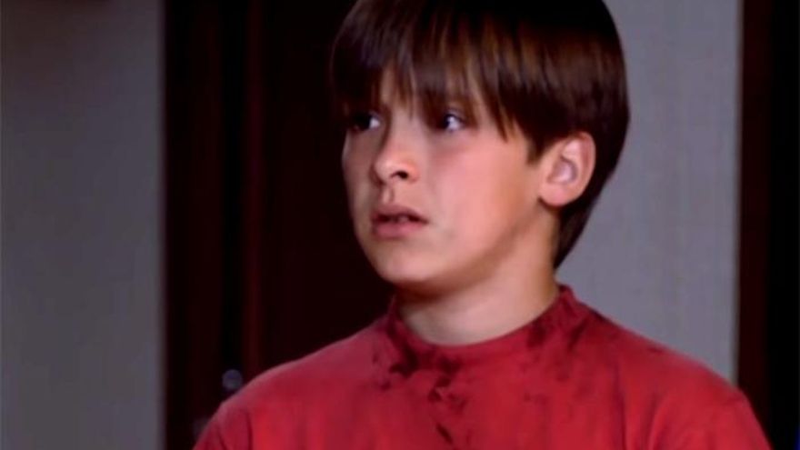 Ricardo Gómez en el 8x01 de "Cuéntame cómo pasó"