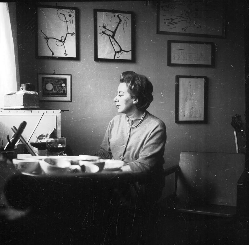 Maud Westerdahl en su taller en Tenerife, hacia 1960