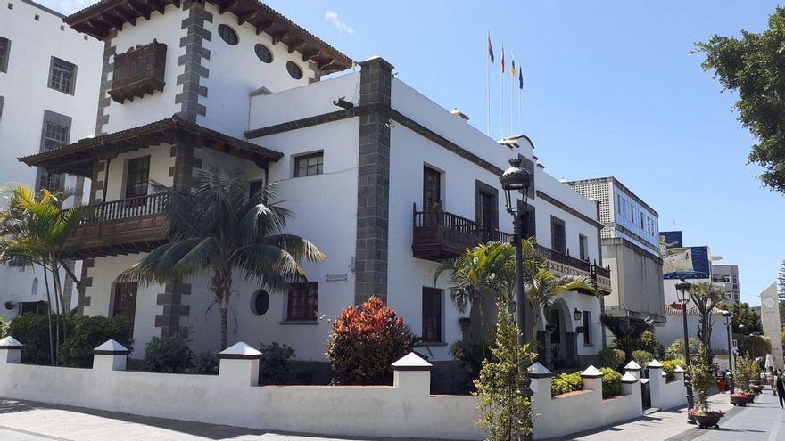 Los Llanos entrega cuatro nuevos huertos a centros escolares del municipio