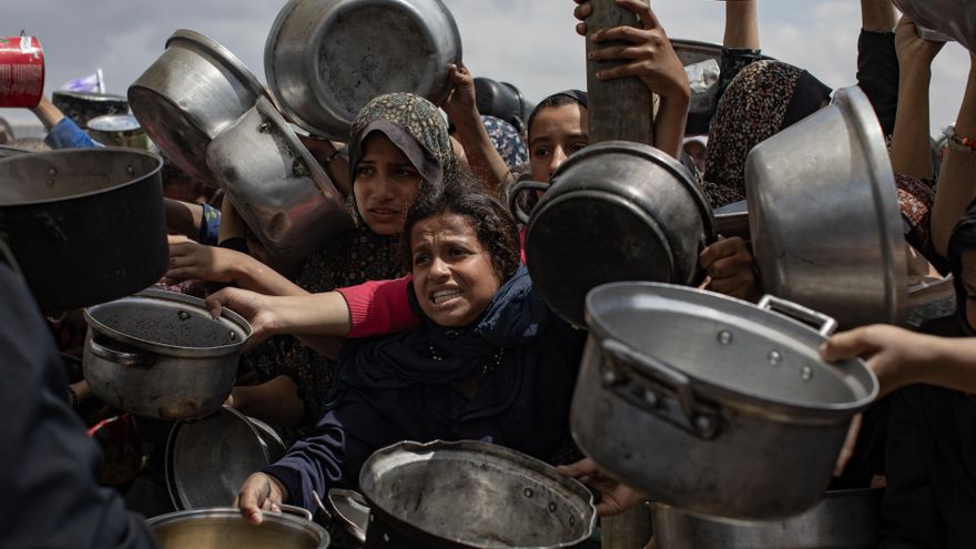 La UE urge a que vuelva a fluir la ayuda en Gaza y avisa de caída de misiones humanitarias