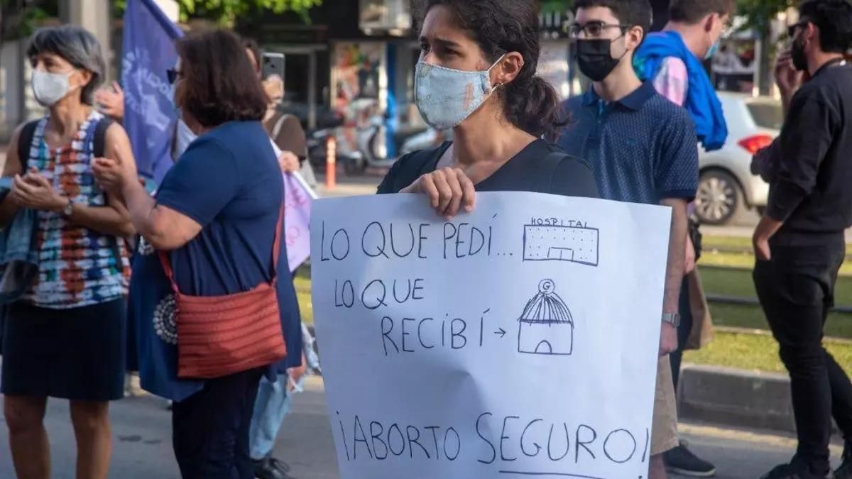 Obligadas a salir del hospital: el modelo de aborto que cuestionan las mujeres en Murcia