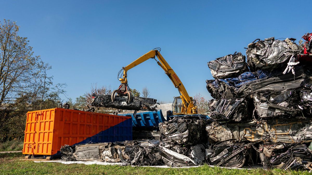 A través del proyecto MaterialLoop, Audi quiere reutilizar materiales secundarios procedentes de vehículos fuera de uso para la producción de otros nuevos.