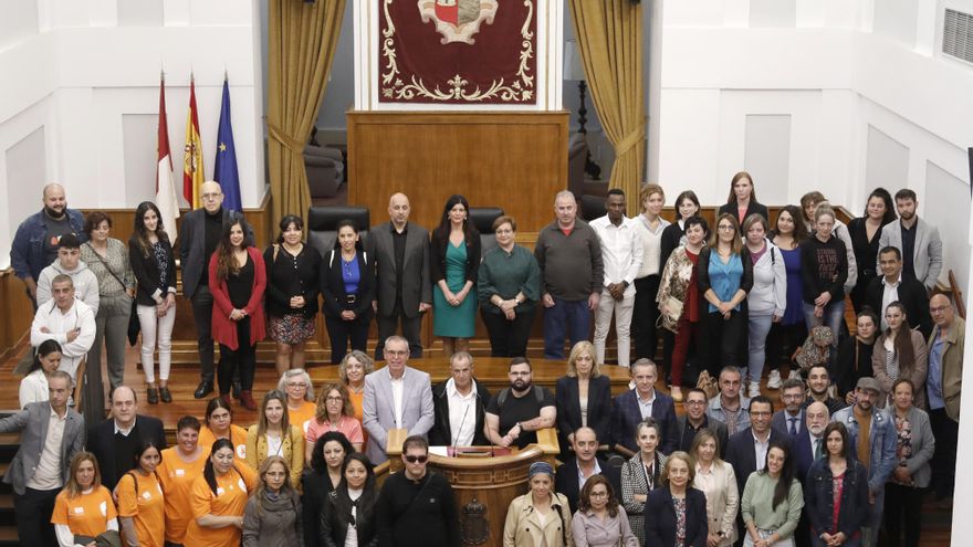 Las Cortes regionales ponen el foco en erradicar la brecha digital para luchar también contra la pobreza
