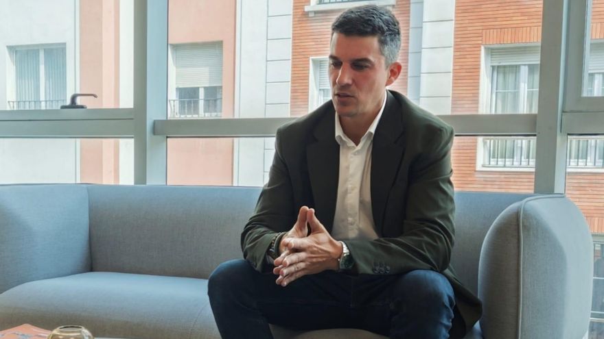 Daniel Fernández (PSOE): "Santander es una ciudad que está más pensada para el turista que para la gente que vive aquí"