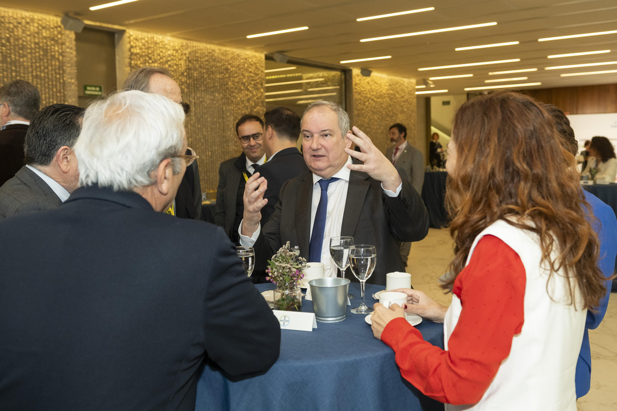 Intercambio de impresiones con el ministro de Industria y Turismo, Jordi Hereu