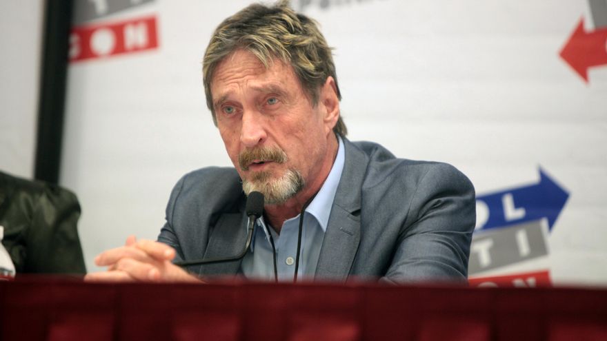 John McAfee, de gurú en Silicon Valley a una prisión catalana: “Las cárceles aquí son como el Hilton comparado con EEUU”