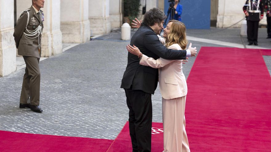 Milei llega al Vaticano para su primera audiencia con el papa León XIV