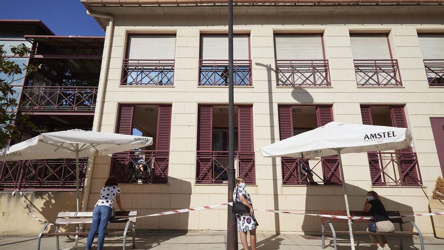 Comienzan a remitir los contagios de COVID-19 en las residencias de Navarra, que registran 96 casos activos