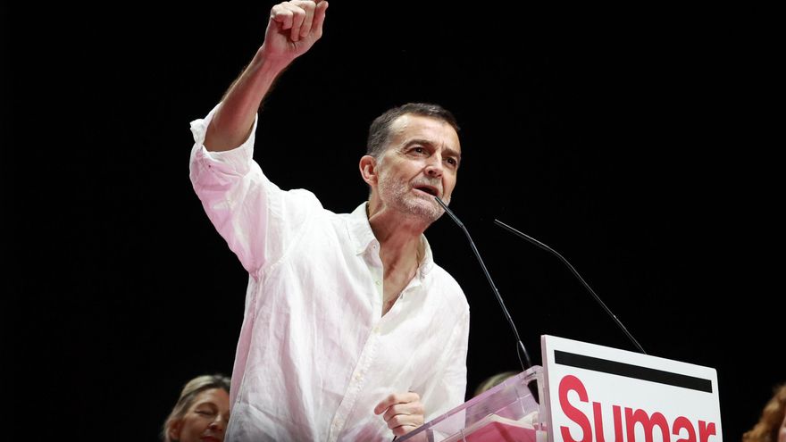 El coordinador federal de Izquierda Unida, Antonio Maíllo, interviene en el acto de Sevilla. A 2 de junio de 2024, en Sevilla (Andalucía, España)
